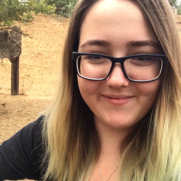 Meet your Posher, Anna - Picture 1 of 1